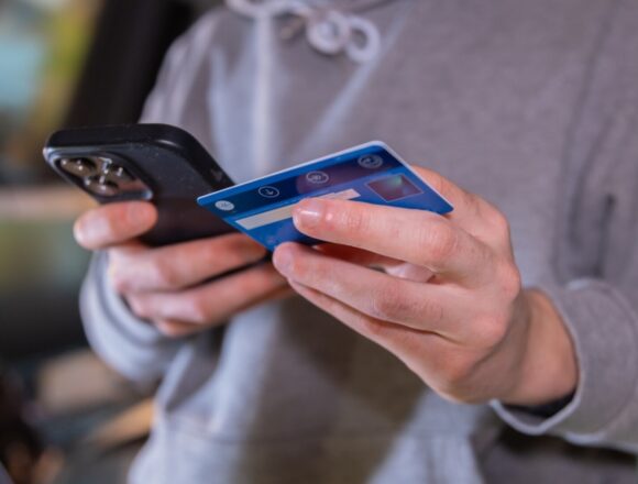 Tentativă de fraudă financiară prin mesaje false de la ANAF