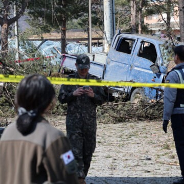 img Doi piloți militari acuzați de neglijență după ce au bombardat din greșeală un sat din Coreea de Sud