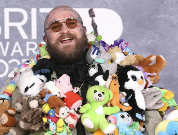Cele mai nereușite ținute de la BRIT Awards 2025