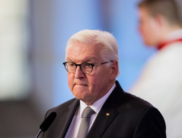 Impactul rețelelor sociale asupra democrației – Președintele Germaniei îngrijorat