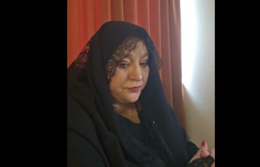 img Diana Șoșoacă a încercat să intre în sediul CCR îmbrăcată în doliu