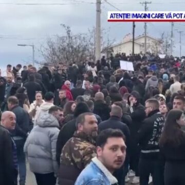 Furie în Macedonia după tragedia din clubul în care 59 de oameni au murit arși de vii