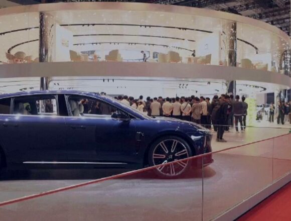 Mașina inteligentă prezentată la Salonul auto din Shanghai