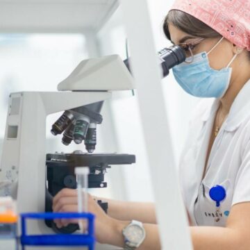 img Cum ajută tratamentul de fertilizare in vitro când sarcina întârzie