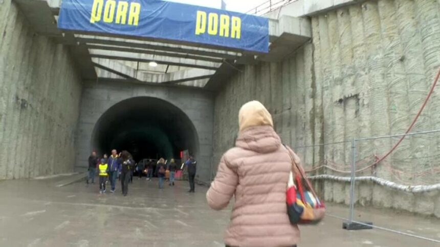 img Explorarea Tunelurilor Alina și Daniela de pe viitoarea autostradă București-Sibiu