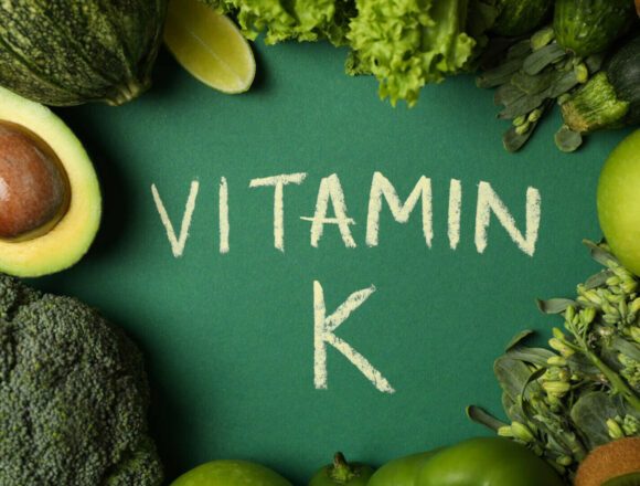 Beneficiile Vitaminei K pentru sănătatea oaselor și coagularea sângelui