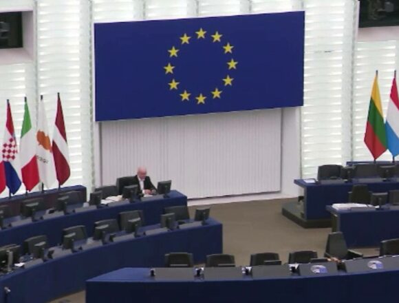 Eurodeputații pleacă în SUA pentru discuții cu omologi americani despre relațiile transatlantice
