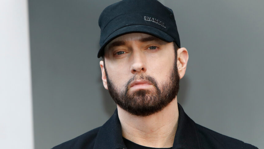 img Eminem devine bunic – Un omagiu emoționant adus rapperului
