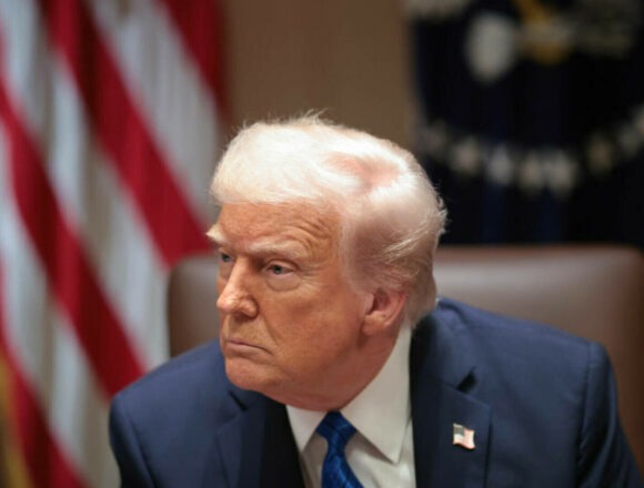 Miliardarii americani se opun lui Donald Trump: Efectele noilor taxe vamale asupra economiei mondiale