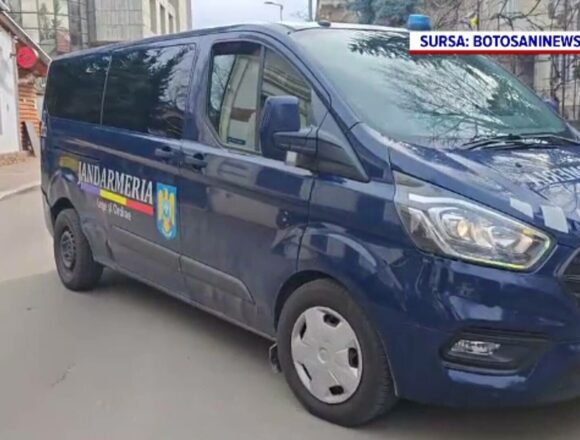 Doi primari din Botoșani, reținuți într-un dosar de corupție. Ar fi ajutat o firmă să câștige 250 de contracte cu statul