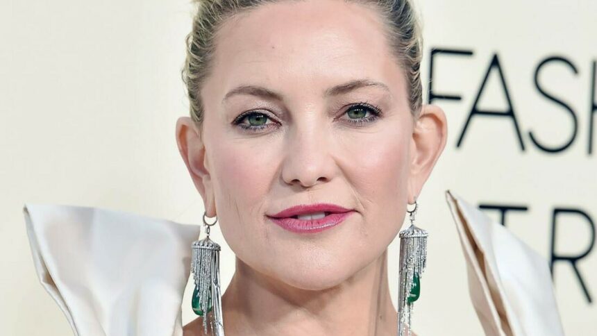 img Kate Hudson straluceste pe covorul rosu