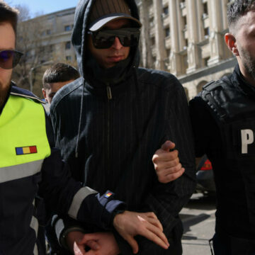 img Omul de afaceri Bogdan Peşchir, acuzat de corupere a alegătorilor în campania lui Călin Georgescu, rămâne în arest preventiv