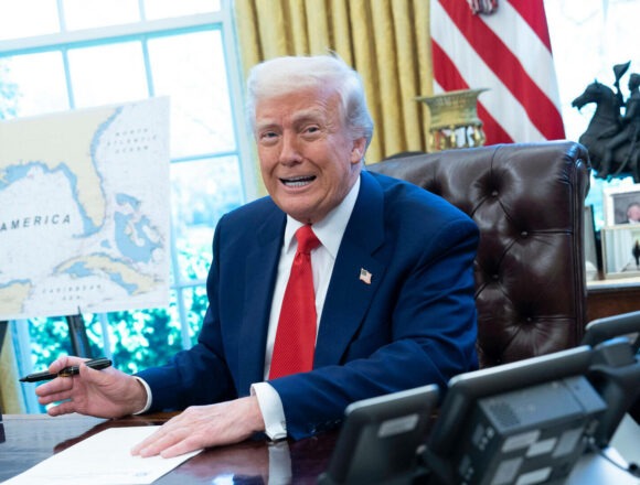 Donald Trump a câștigat 415 milioane de dolari după ce le-a cerut americanilor să cumpere acțiuni