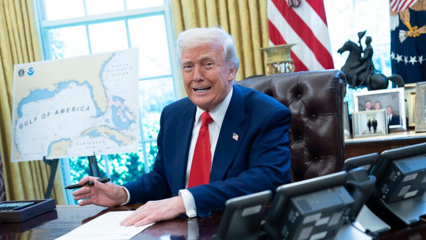 img Donald Trump a câștigat 415 milioane de dolari după ce le-a cerut americanilor să cumpere acțiuni