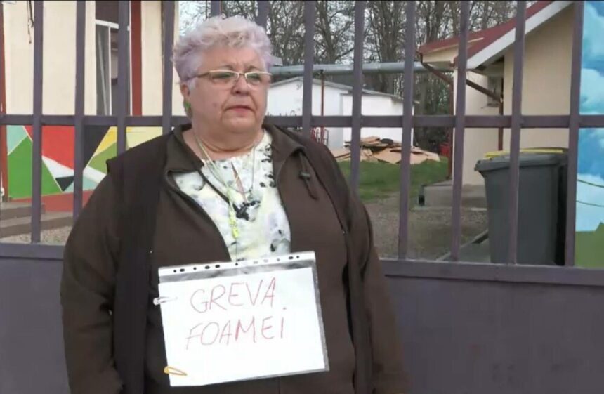 Femeie din Galați intră în greva foamei după ce a fost concediată de două ori din școală