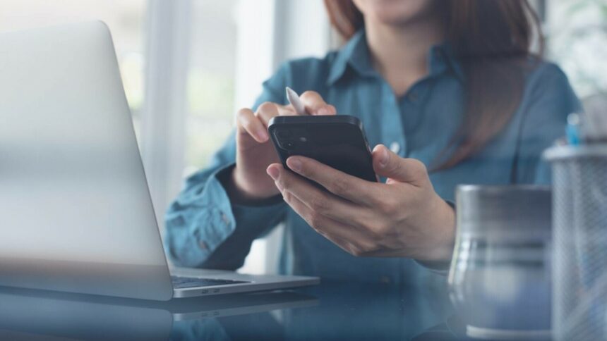 img Smartphone-urile și computerele scutite de suprataxele impuse de administrația Donald Trump