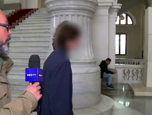 Elevul din București acuzat de șantaj și amenințări cu bombă – cererea de extrădare în SUA