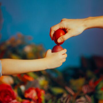 img De ce se ciocnesc ouăle de Paște. Tradiții și simbolistică