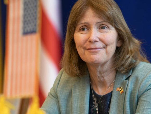 Ambasadoarea SUA la București, Kathleen Kavalec, se pensionează